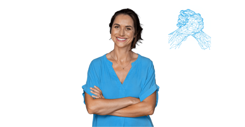 Team Eine Frau mit dunklen Haaren und zusammengebundenen Haare trägt eine leuchtend blaue Bluse und lächelt geradeaus in die Kamera. Hinter ist sind zwei gefaltete Hände gezeichnet, als Symbol für Zusammenhalt im Team und Weiterentwicklung. Das Bild strahtl etwas Positives aus.